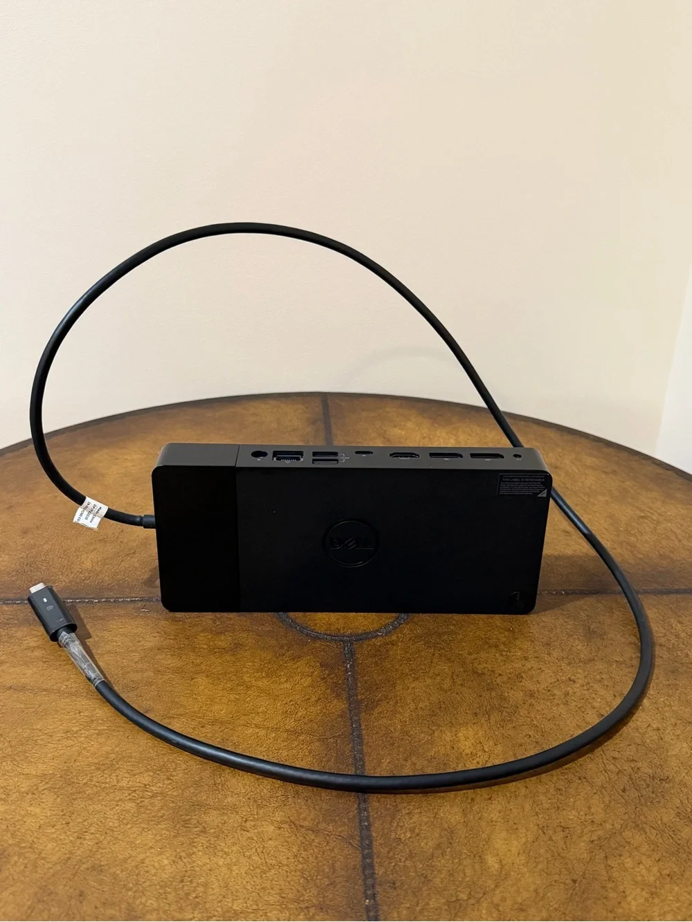 Dell 0MHG64 | K20A Docking Station with 180-Watts Adapter